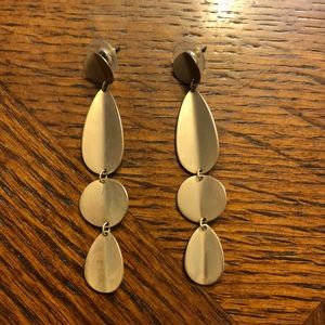 LOFT 3 Petal dangle earrings